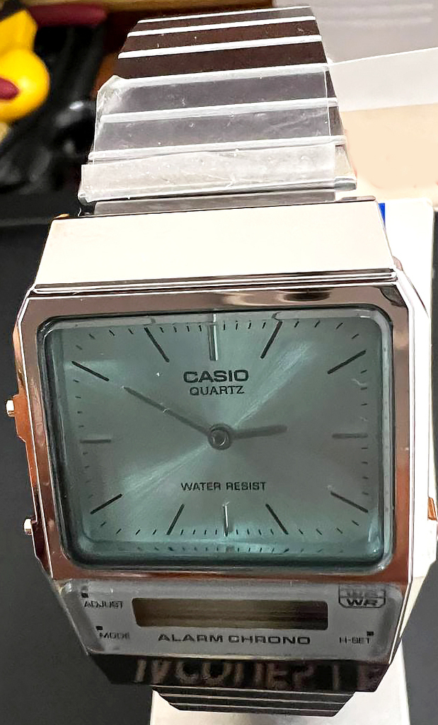 Годинник Casio VINTAGE EDGY AQ-800EC-2AEF уценка
