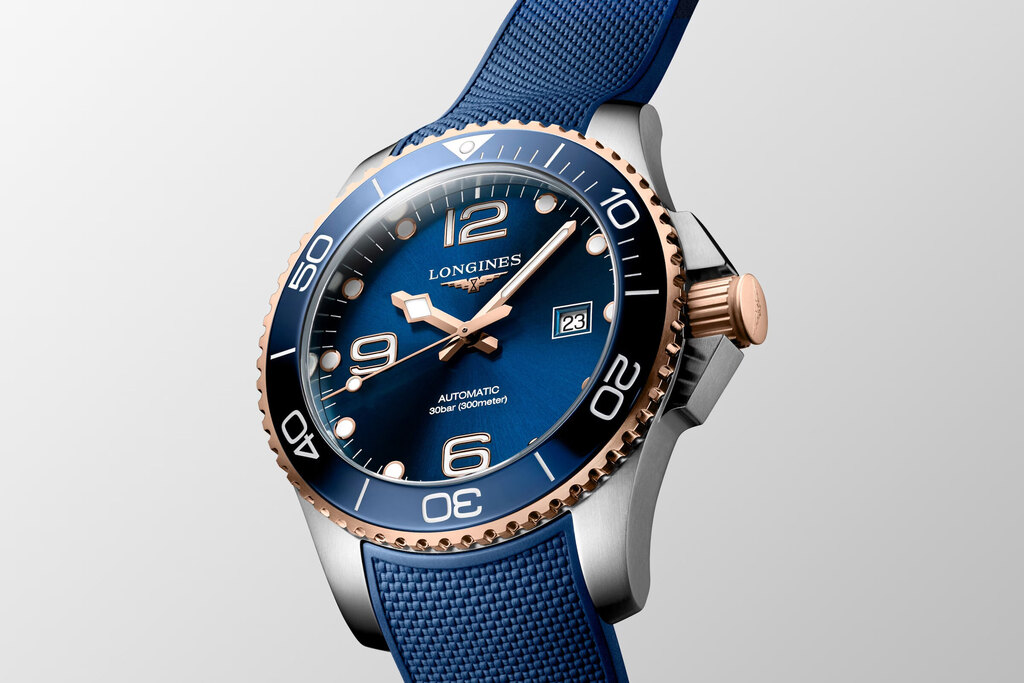 Часы Longines HydroConquest L3.782.3.98.9